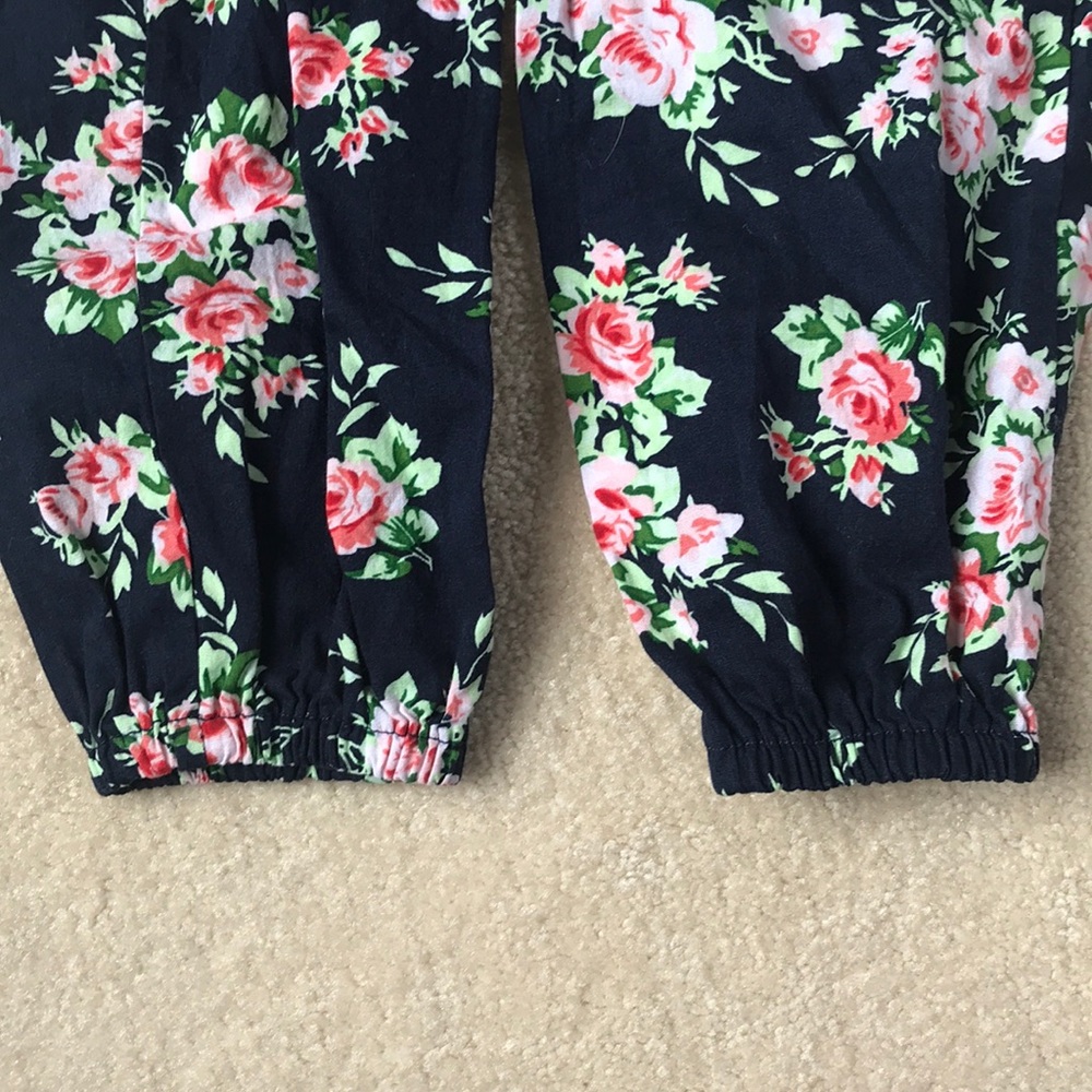 Jump suit - Picture 5 of 8